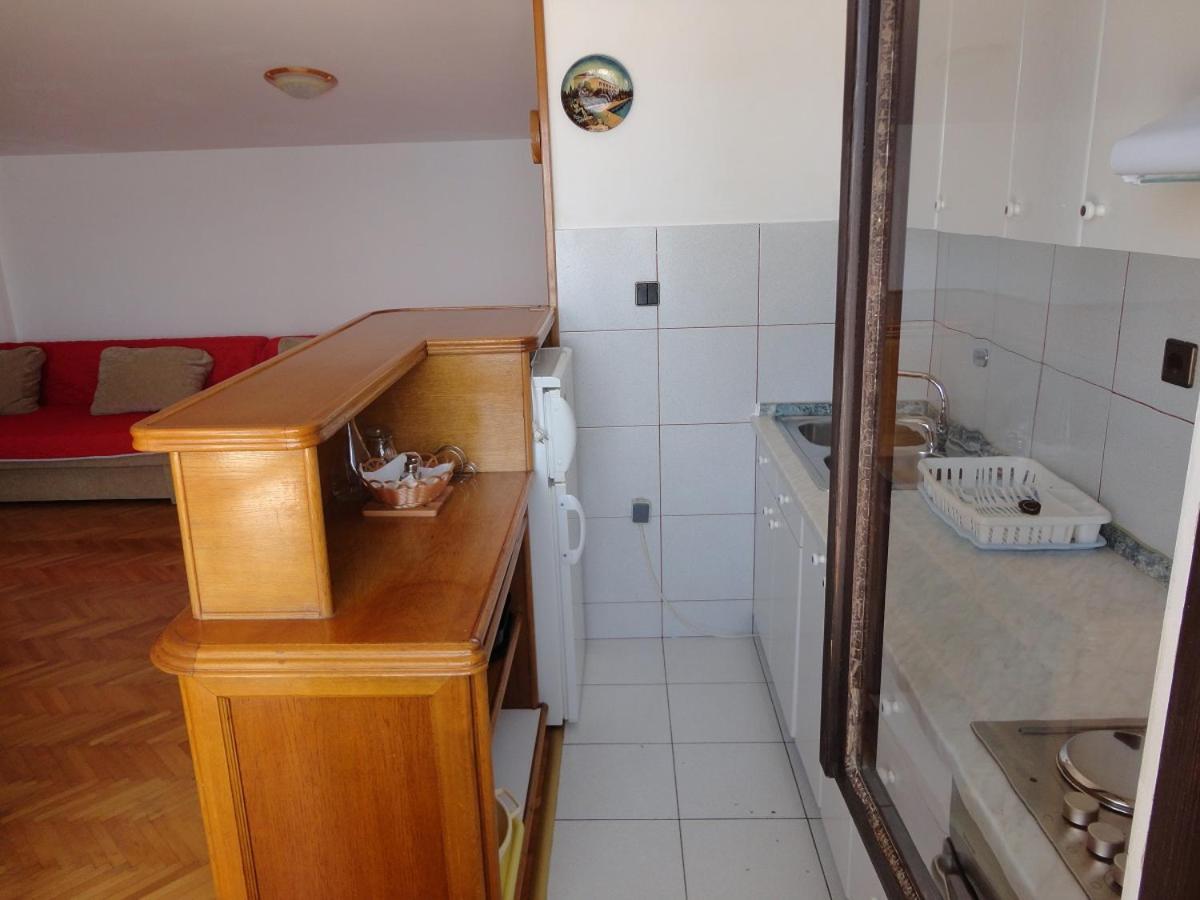 Apartman Lucijan Marusici  Εξωτερικό φωτογραφία